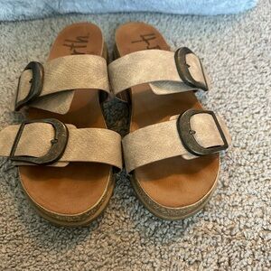 Blowfish Fae Sandals 8.5